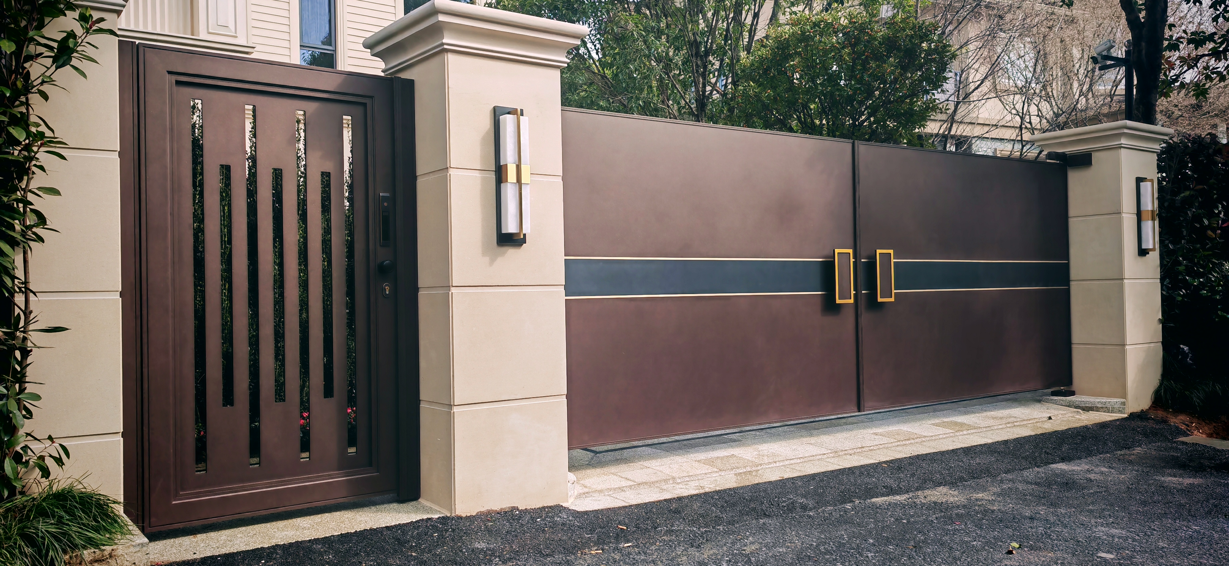 Design Director Villa Gate Project